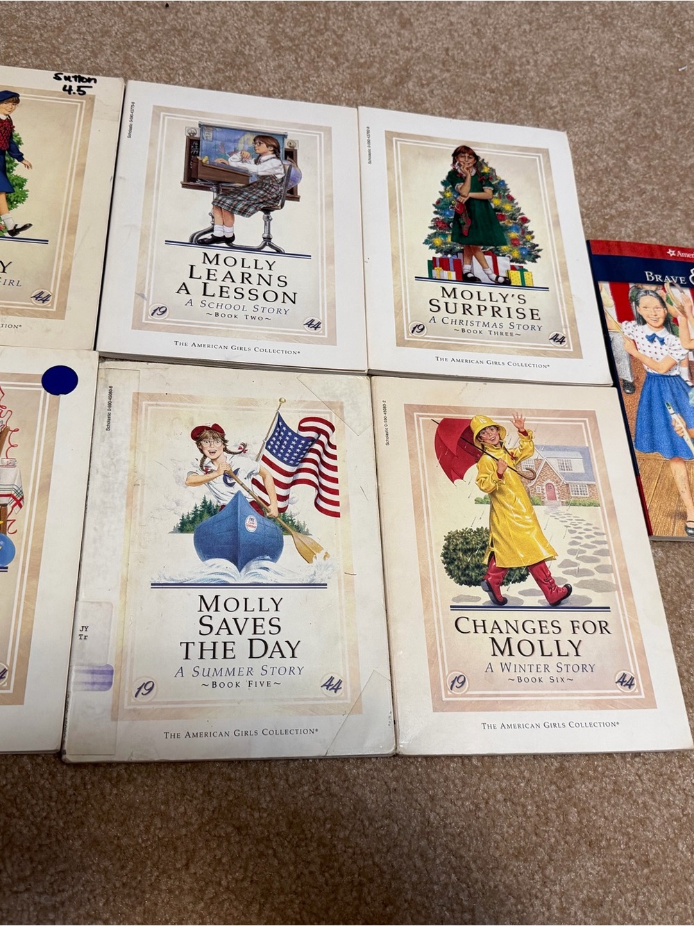 Lot of 7 vintage American Girl paperback Molly complete set 1-6 plus bonus book